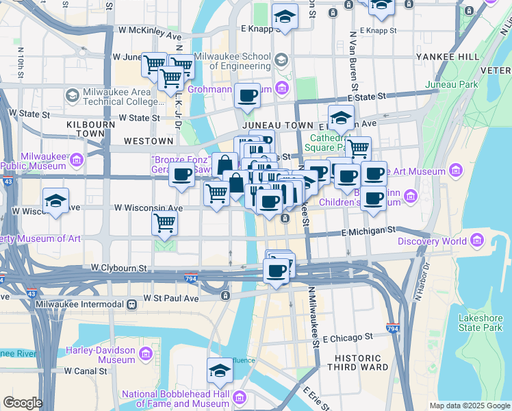 map of restaurants, bars, coffee shops, grocery stores, and more near 722 North Water Street in Milwaukee