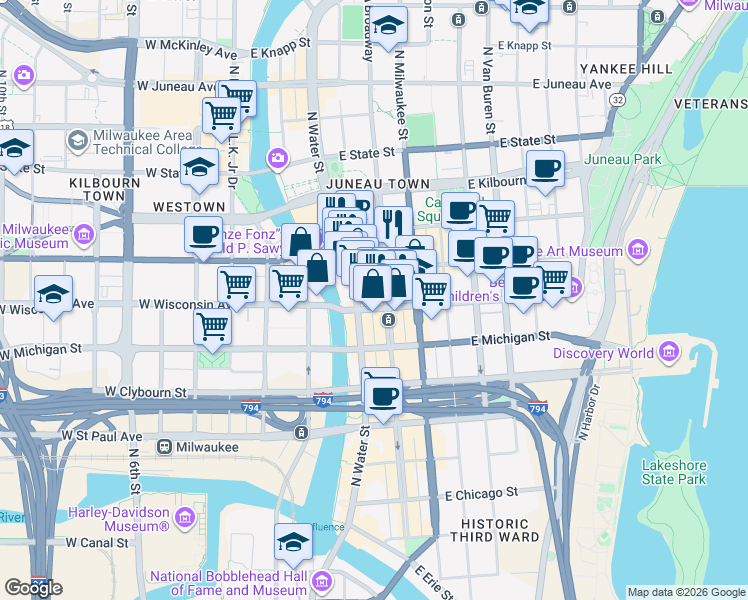 map of restaurants, bars, coffee shops, grocery stores, and more near 722 North Water Street in Milwaukee