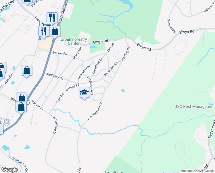map of restaurants, bars, coffee shops, grocery stores, and more near 8 Tyler Place in Portsmouth