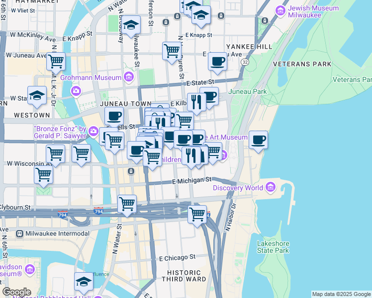 map of restaurants, bars, coffee shops, grocery stores, and more near 733 North Van Buren Street in Milwaukee