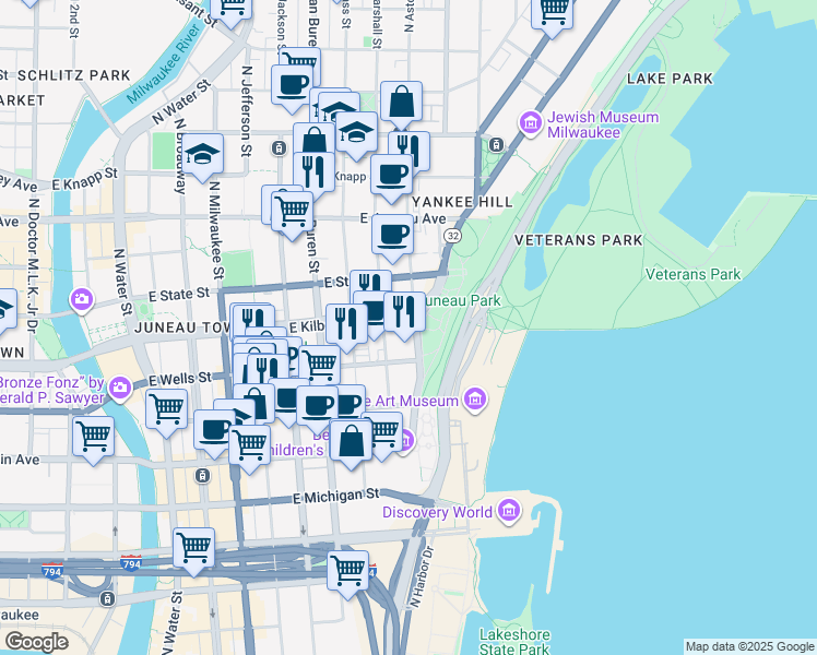 map of restaurants, bars, coffee shops, grocery stores, and more near 923 East Kilbourn Avenue in Milwaukee
