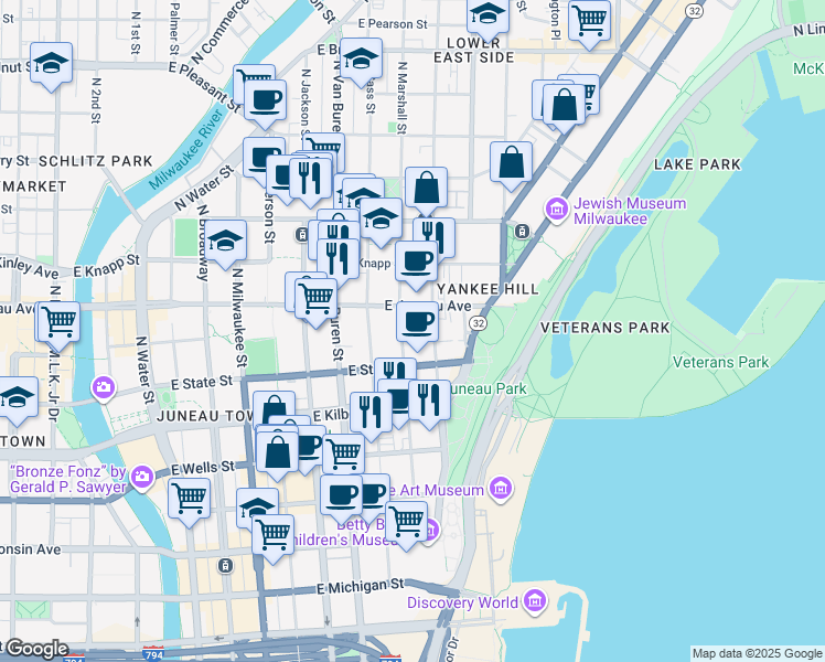 map of restaurants, bars, coffee shops, grocery stores, and more near 1123 North Astor Street in Milwaukee