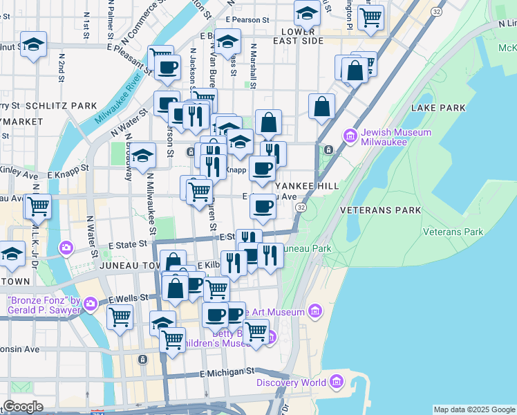 map of restaurants, bars, coffee shops, grocery stores, and more near 1123 North Astor Street in Milwaukee
