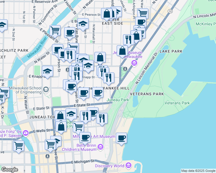map of restaurants, bars, coffee shops, grocery stores, and more near 1121 North Waverly Place in Milwaukee