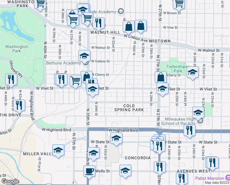 map of restaurants, bars, coffee shops, grocery stores, and more near 1355 North 32nd Street in Milwaukee