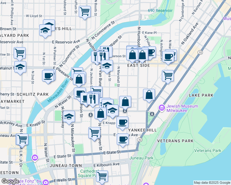 map of restaurants, bars, coffee shops, grocery stores, and more near 1527 North Marshall Street in Milwaukee