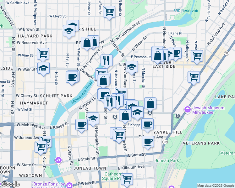 map of restaurants, bars, coffee shops, grocery stores, and more near 1526 North Jackson Street in Milwaukee