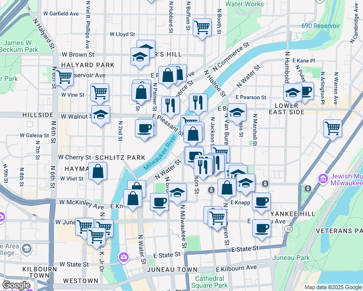 map of restaurants, bars, coffee shops, grocery stores, and more near in Milwaukee