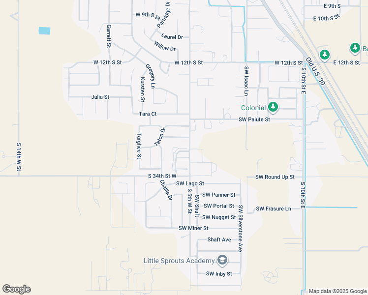 map of restaurants, bars, coffee shops, grocery stores, and more near 525 Sawtooth Street in Mountain Home