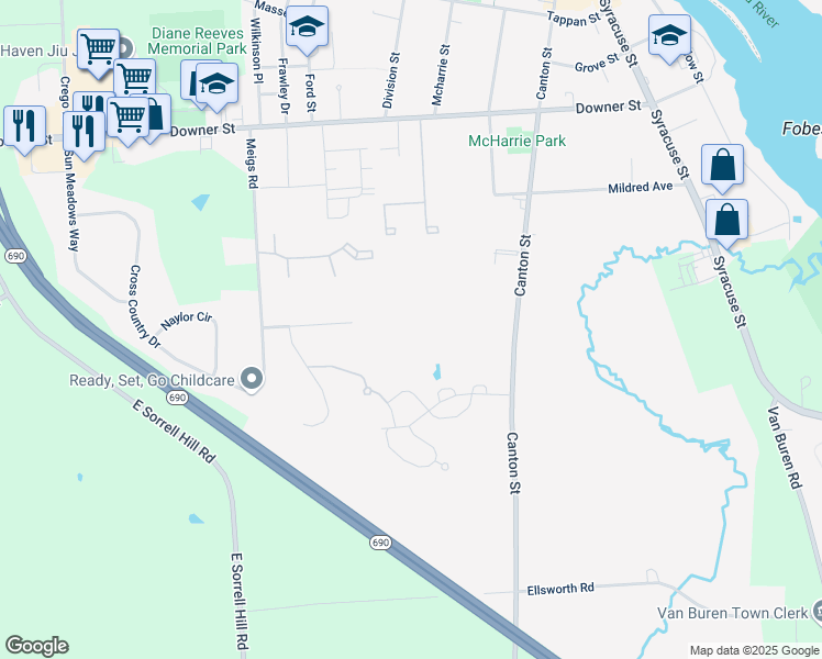 map of restaurants, bars, coffee shops, grocery stores, and more near 1-21 Legacy Drive in Baldwinsville