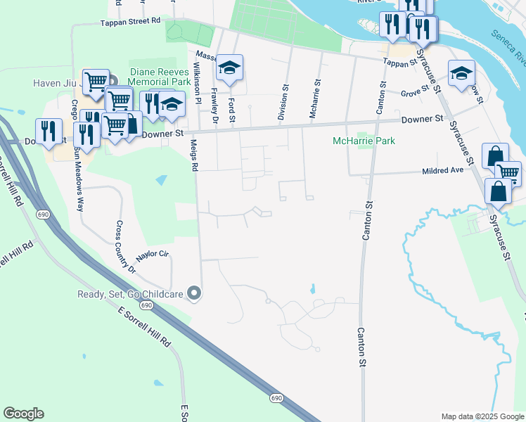 map of restaurants, bars, coffee shops, grocery stores, and more near 1421 Landrush Way in Baldwinsville