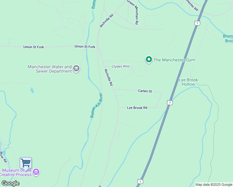 map of restaurants, bars, coffee shops, grocery stores, and more near 33 Carlen Street in Manchester