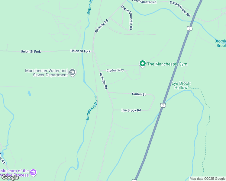 map of restaurants, bars, coffee shops, grocery stores, and more near 33 Carlen Street in Manchester
