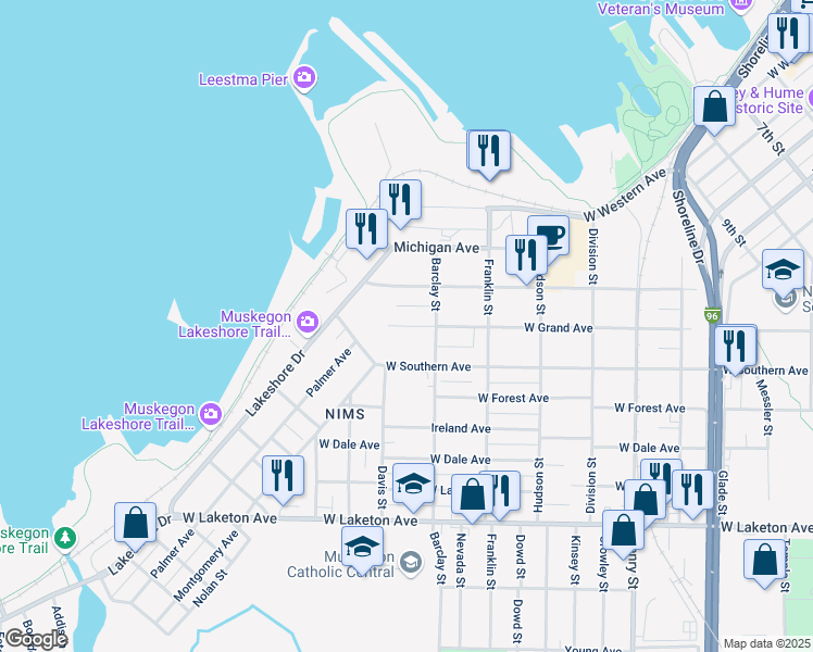 map of restaurants, bars, coffee shops, grocery stores, and more near 1139 West Grand Avenue in Muskegon