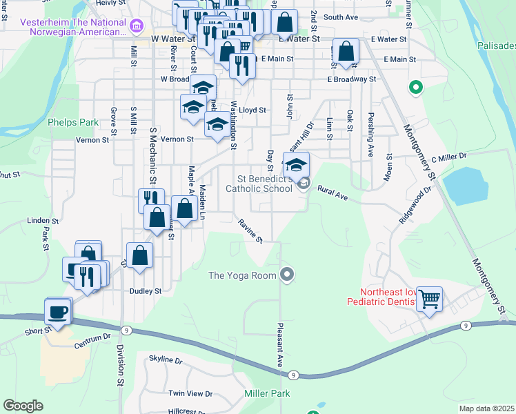 map of restaurants, bars, coffee shops, grocery stores, and more near 105 Rural Avenue in Decorah