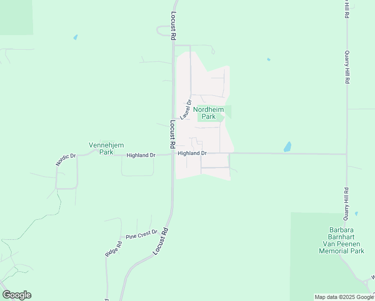 map of restaurants, bars, coffee shops, grocery stores, and more near 204 Highland Drive in Decorah
