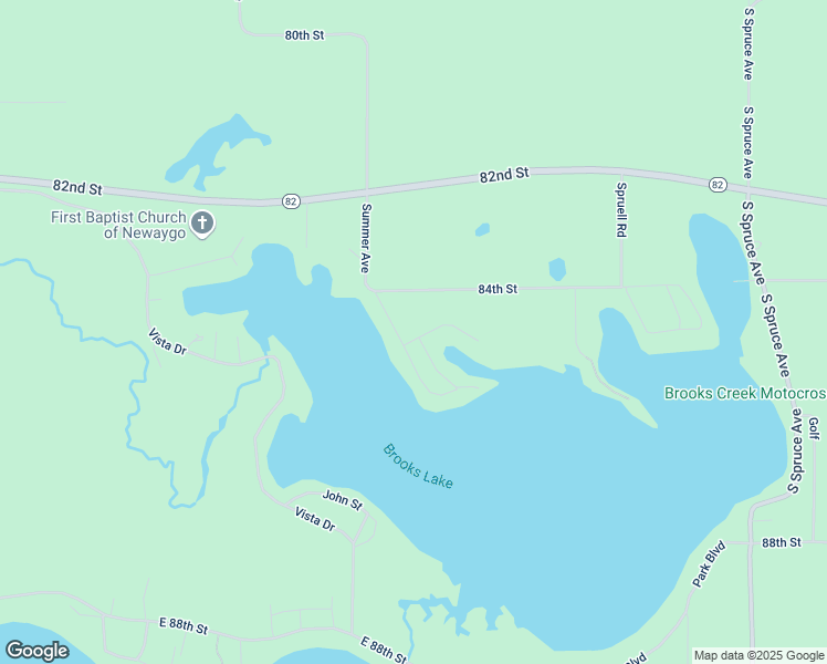 map of restaurants, bars, coffee shops, grocery stores, and more near 8475 Pine Point Drive in Newaygo