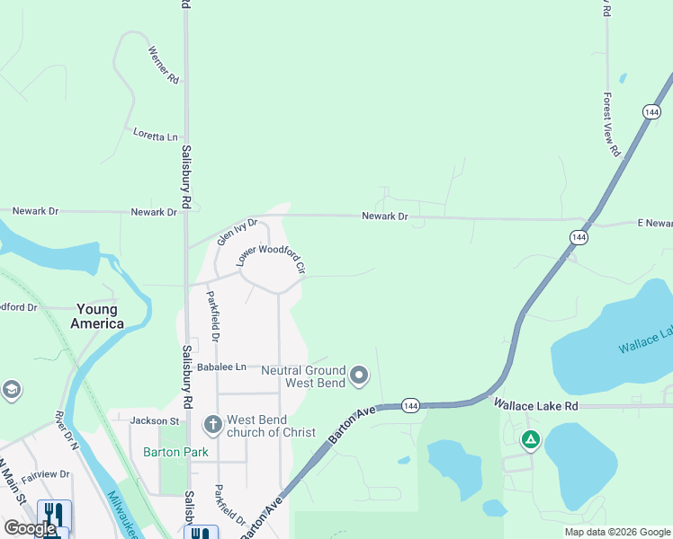map of restaurants, bars, coffee shops, grocery stores, and more near 900 Silverwood Place in West Bend