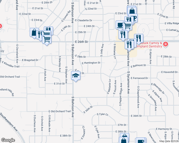 map of restaurants, bars, coffee shops, grocery stores, and more near 3900 East Oak Street in Sioux Falls