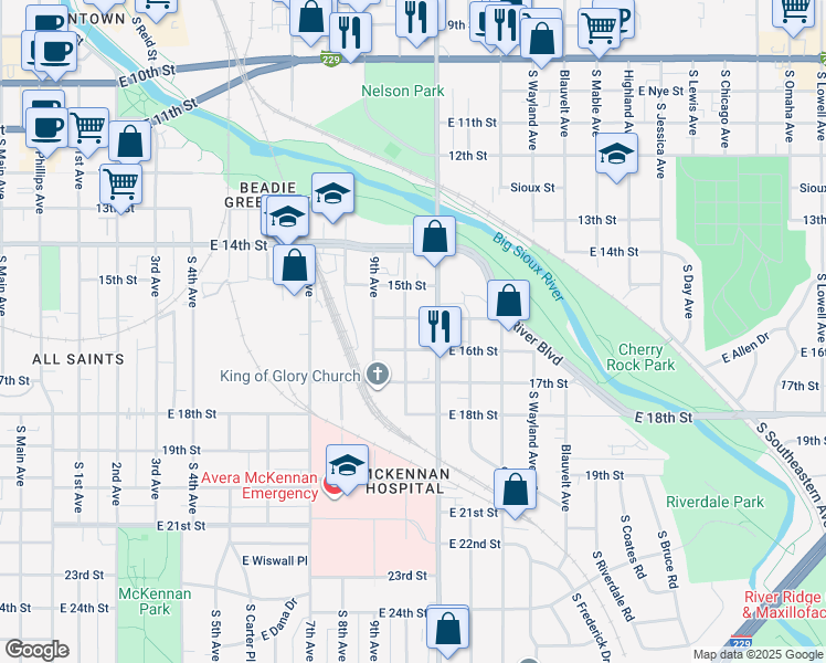 map of restaurants, bars, coffee shops, grocery stores, and more near 802 South 10th Avenue in Sioux Falls