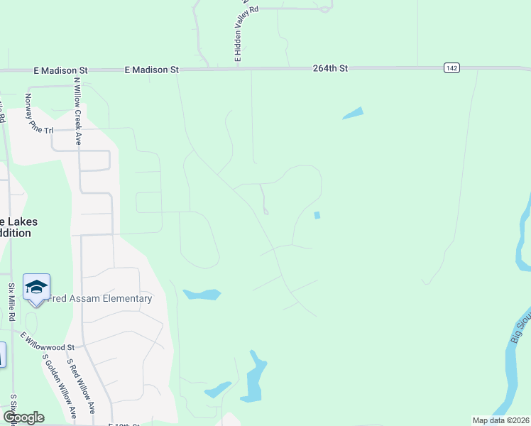 map of restaurants, bars, coffee shops, grocery stores, and more near 600 North Blue Spruce Place in Sioux Falls
