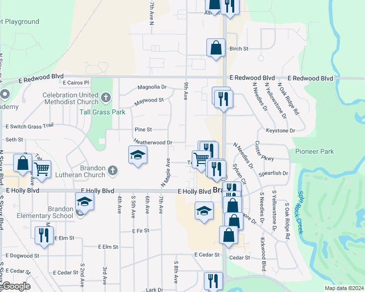 map of restaurants, bars, coffee shops, grocery stores, and more near 1021 Heatherwood Drive in Brandon