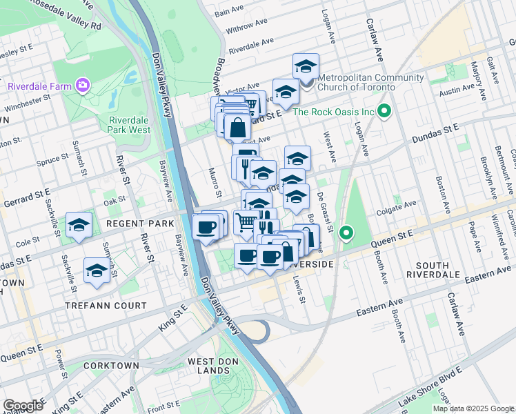 map of restaurants, bars, coffee shops, grocery stores, and more near in Toronto