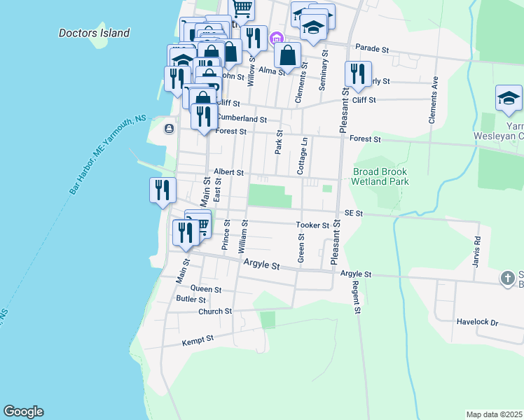 map of restaurants, bars, coffee shops, grocery stores, and more near 17 South East Street in Yarmouth