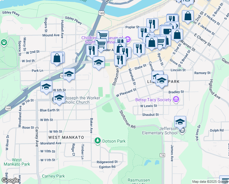 map of restaurants, bars, coffee shops, grocery stores, and more near 530 West Pleasant Street in Mankato