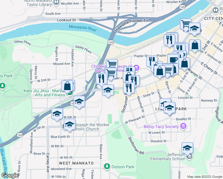 map of restaurants, bars, coffee shops, grocery stores, and more near 1351 South Riverfront Drive in Mankato