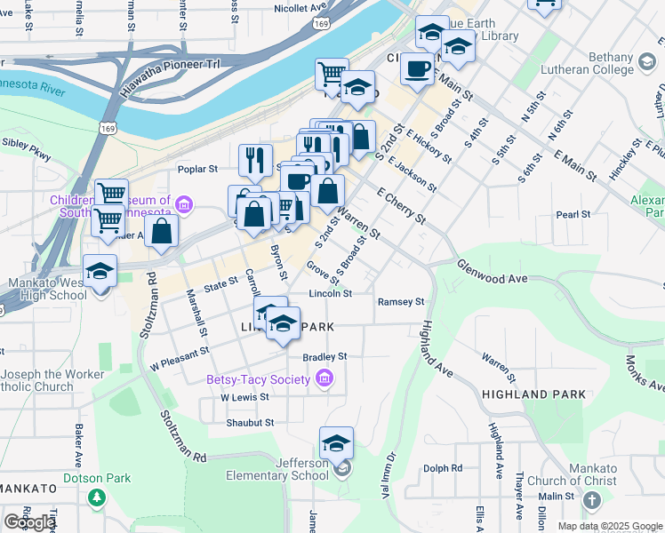 map of restaurants, bars, coffee shops, grocery stores, and more near 722 South Broad Street in Mankato