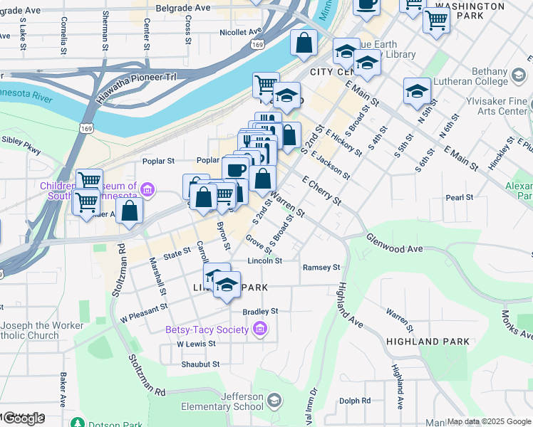 map of restaurants, bars, coffee shops, grocery stores, and more near 632 South 2nd Street in Mankato