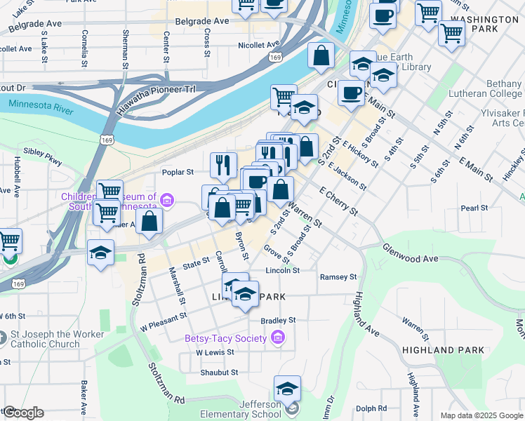 map of restaurants, bars, coffee shops, grocery stores, and more near 701 South Front Street in Mankato