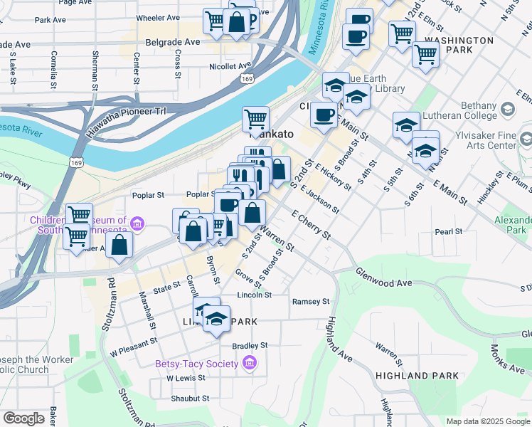 map of restaurants, bars, coffee shops, grocery stores, and more near 530 South Front Street in Mankato
