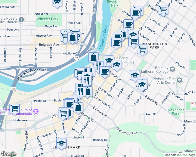 map of restaurants, bars, coffee shops, grocery stores, and more near 107 East Walnut Street in Mankato