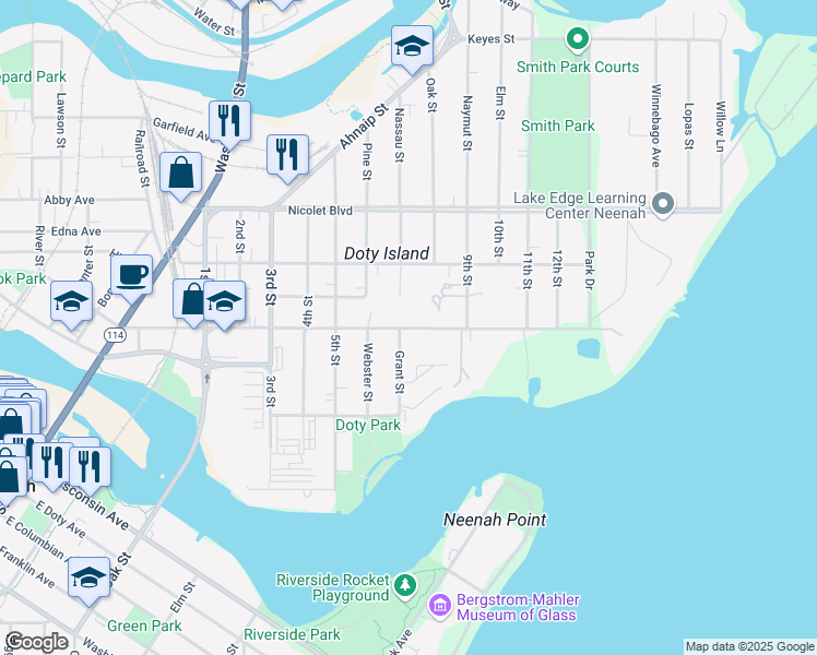 map of restaurants, bars, coffee shops, grocery stores, and more near 824 East Forest Avenue in Neenah