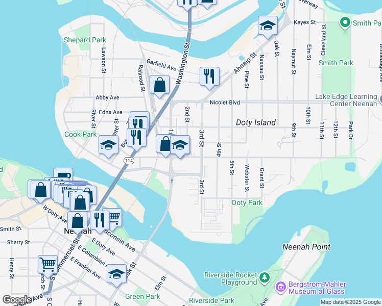 map of restaurants, bars, coffee shops, grocery stores, and more near 215 East Forest Avenue in Neenah