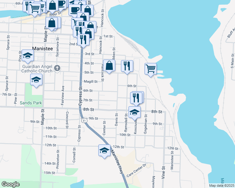 map of restaurants, bars, coffee shops, grocery stores, and more near 628 Davis Street in Manistee