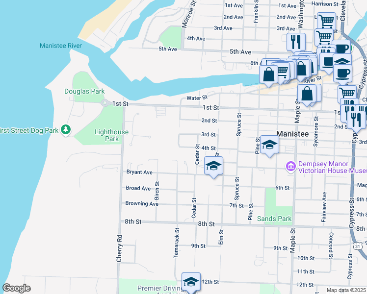 map of restaurants, bars, coffee shops, grocery stores, and more near 536 4th St in Manistee