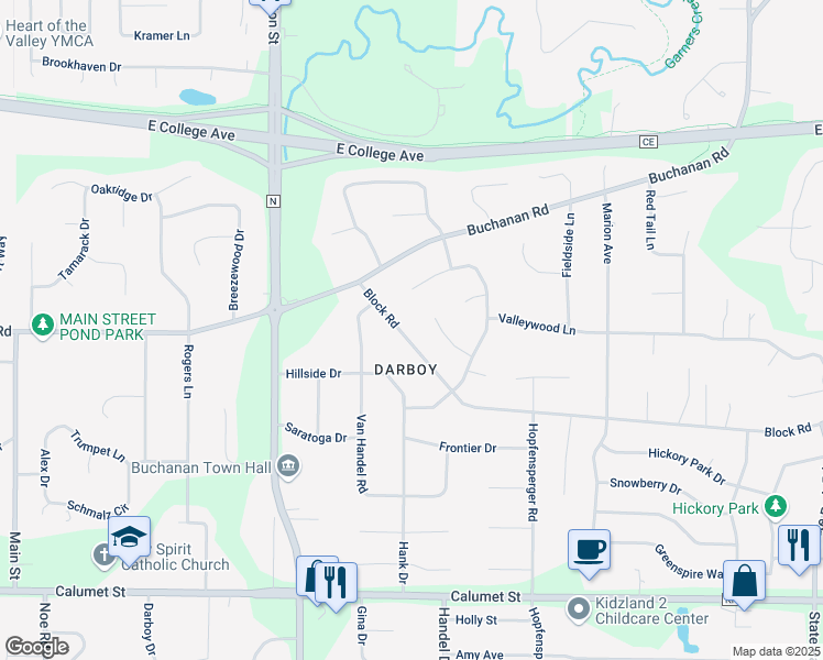 map of restaurants, bars, coffee shops, grocery stores, and more near W2595 Oakbrook Court in Appleton