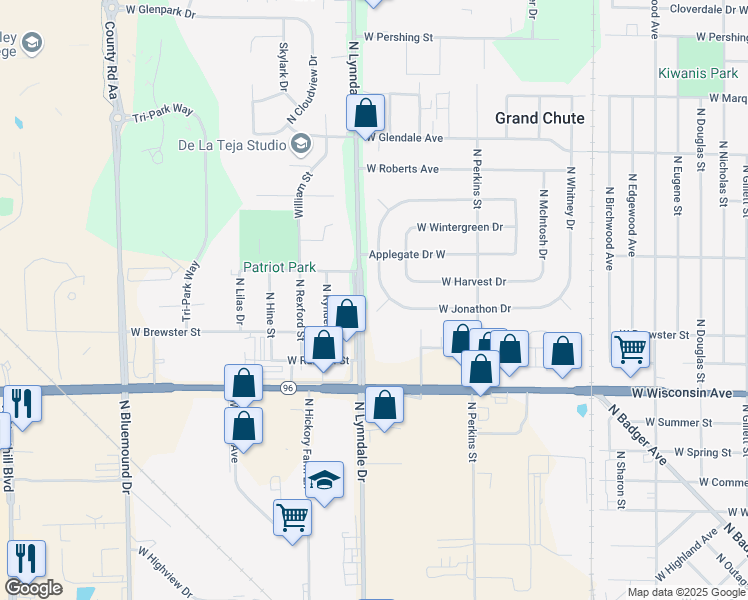 map of restaurants, bars, coffee shops, grocery stores, and more near 302 Crab Apple Court in Appleton