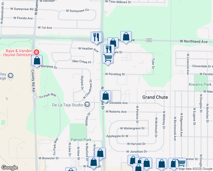 map of restaurants, bars, coffee shops, grocery stores, and more near 2220 North Lynndale Drive in Appleton