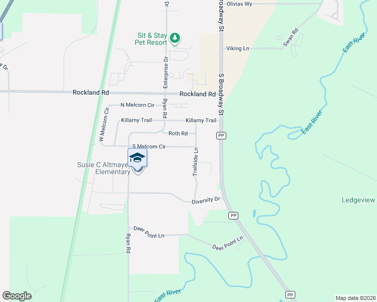 map of restaurants, bars, coffee shops, grocery stores, and more near 2195 Trailside Lane in De Pere