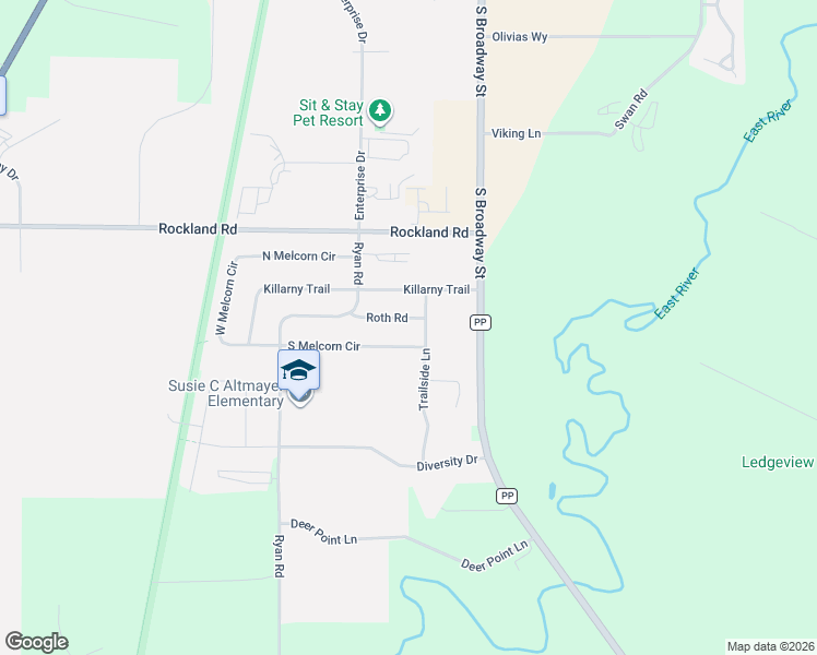 map of restaurants, bars, coffee shops, grocery stores, and more near 2135 Trailside Lane in De Pere