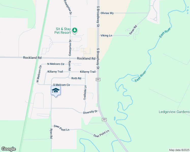 map of restaurants, bars, coffee shops, grocery stores, and more near 2142 South Broadway in De Pere