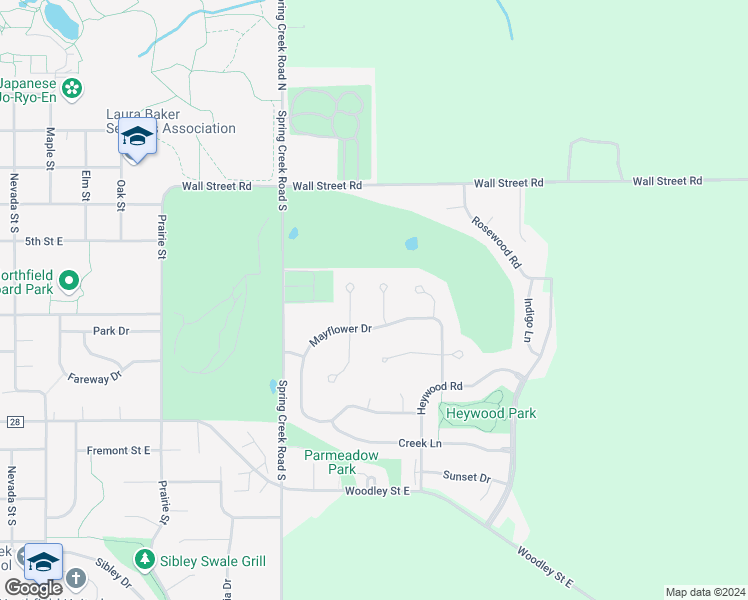 map of restaurants, bars, coffee shops, grocery stores, and more near 612 Primrose Court in Northfield