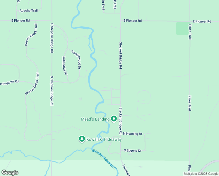 map of restaurants, bars, coffee shops, grocery stores, and more near East Dort Road in Crawford County