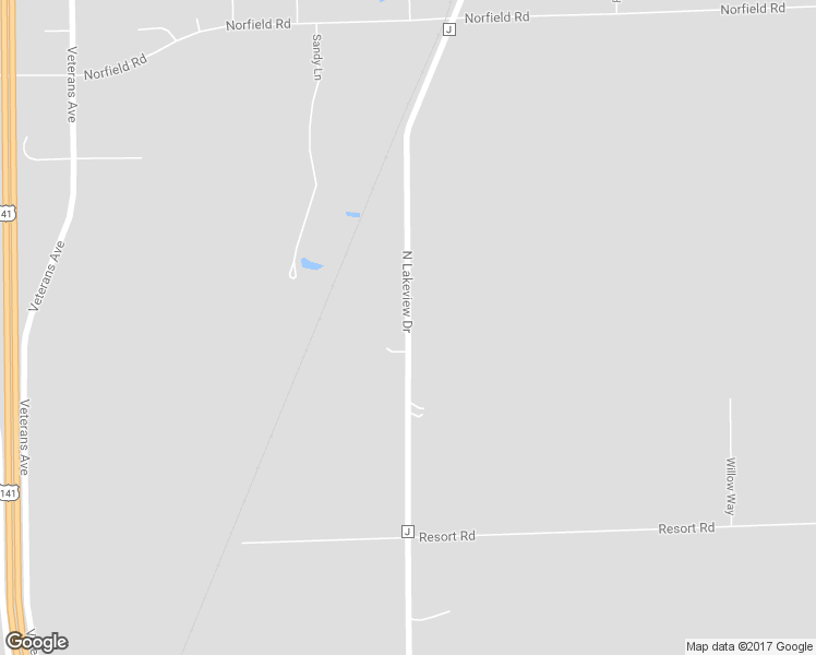 map of restaurants, bars, coffee shops, grocery stores, and more near North Lakeview Drive in Suamico
