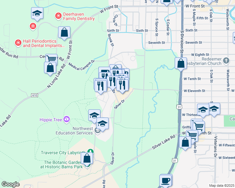 map of restaurants, bars, coffee shops, grocery stores, and more near 810 Cottageview Drive in Traverse City