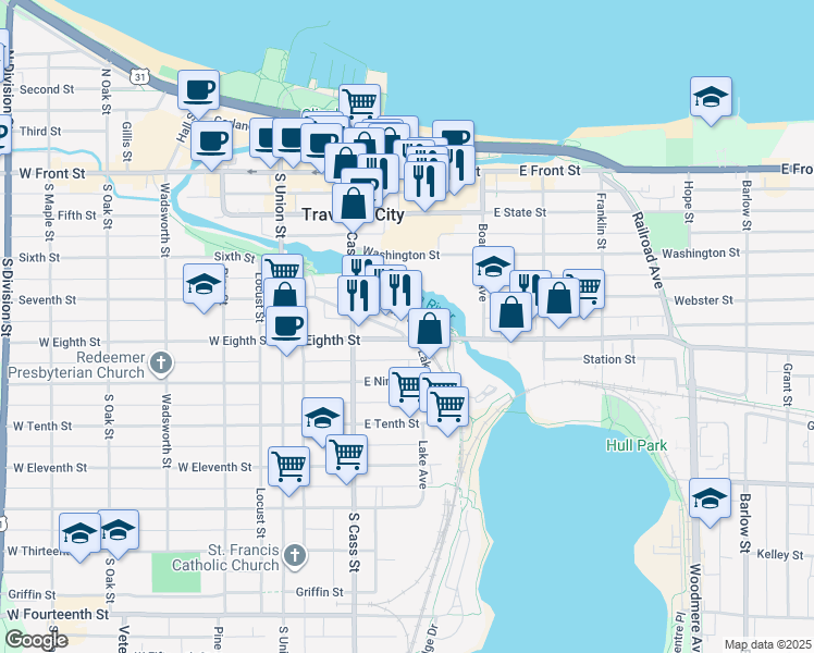 map of restaurants, bars, coffee shops, grocery stores, and more near 245 Lake Avenue in Traverse City